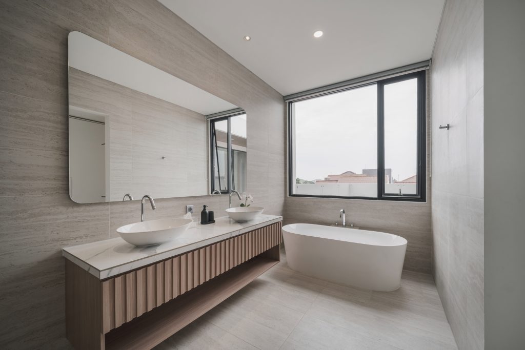 HARMONY-BATHROOM