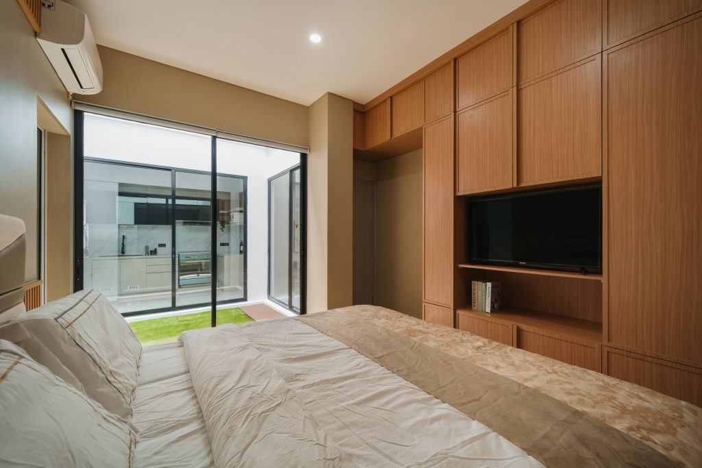 LINEHOUSE-MASTERBEDROOM